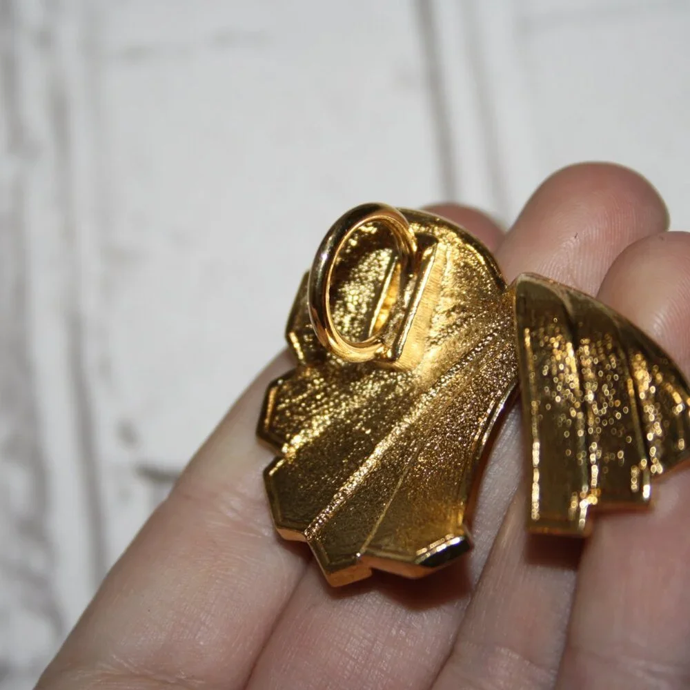 💙 Vintage Gold & Blue Scarf Clip Ring · 2